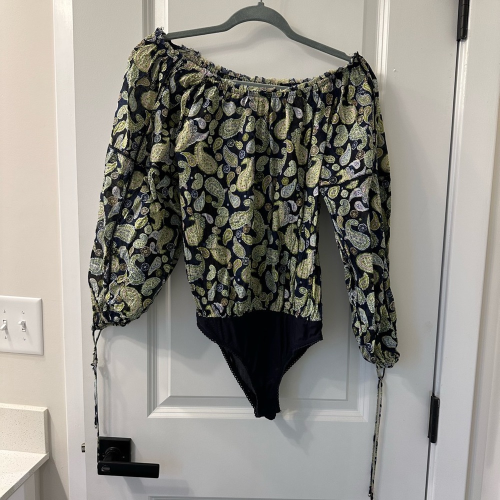 Free people paisley patterned body suit. Worn once. XS